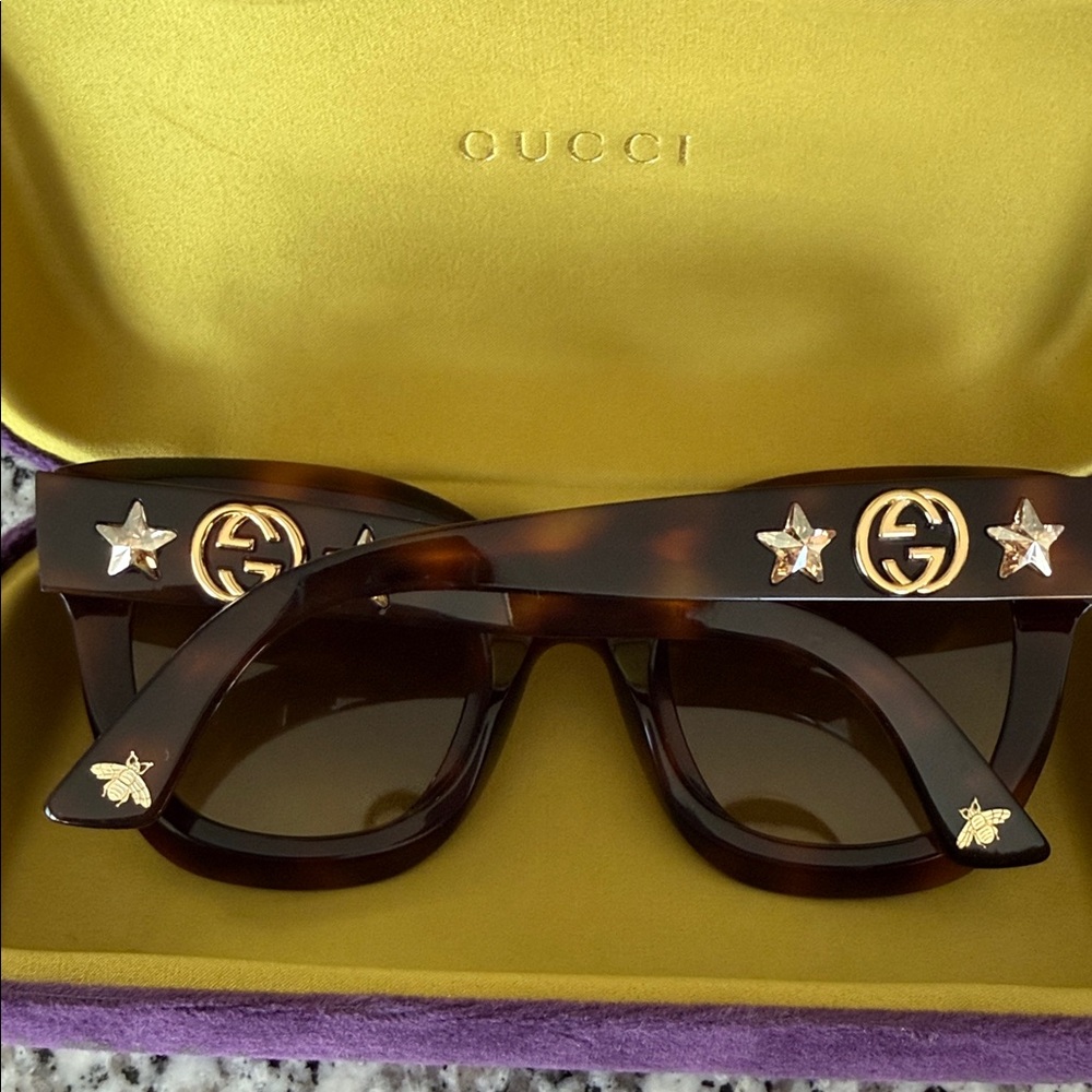 Gucci Sunglasses Interlocking G Logo w/ Crystal Star Oversize Tortoiseshell